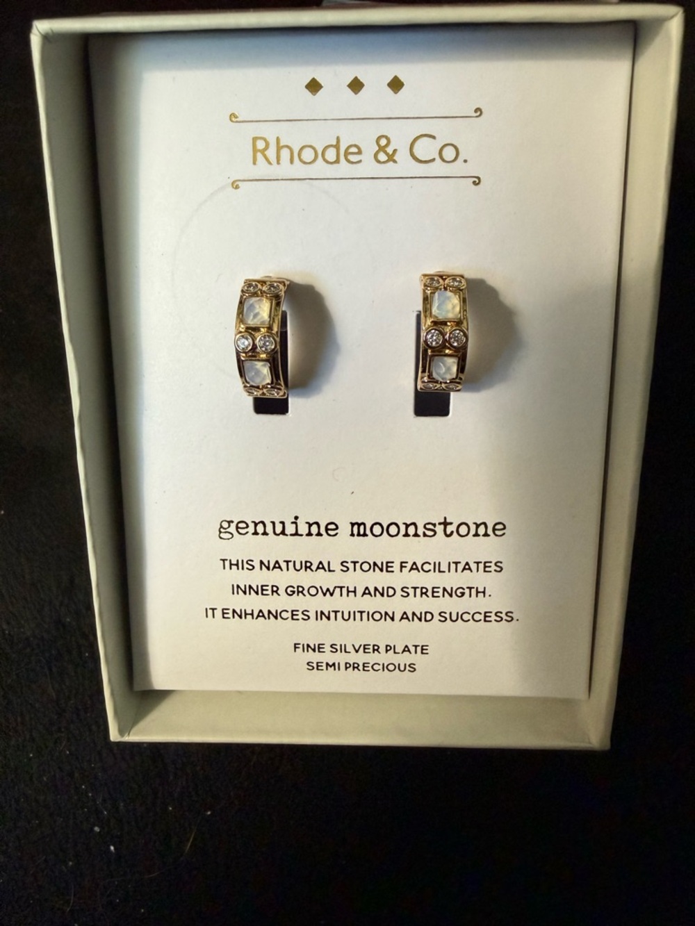 RHODE White Box with Red Security Icon